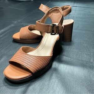 Clarks Tan Block Heel Sandals
